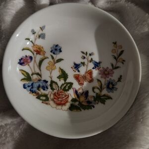 Beautiful Aynsley trinket dish